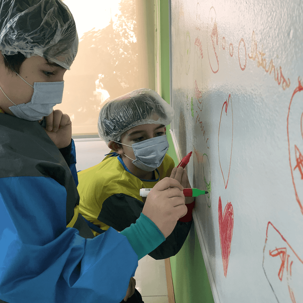 Dibujando sonrisas junto a Remark Paint @ATM Odontología